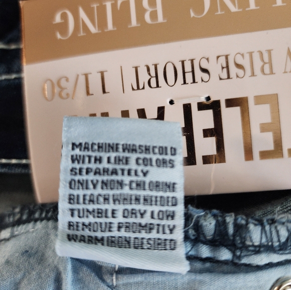 Bling Bling low rise short size 11/30 - Picture 8 of 10